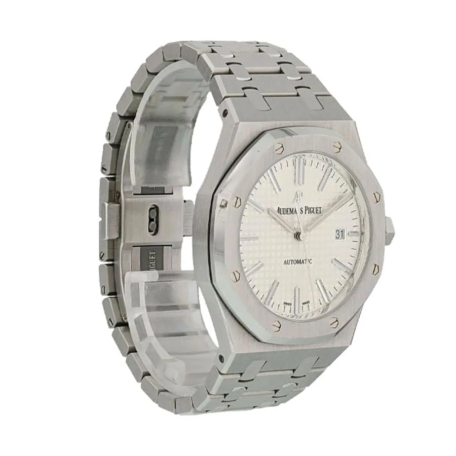 Audemars Piguet Royal Oak 15403IP.OO.1220IP.01 “Silver Dial” 1:1 Clone Edition — detail 2