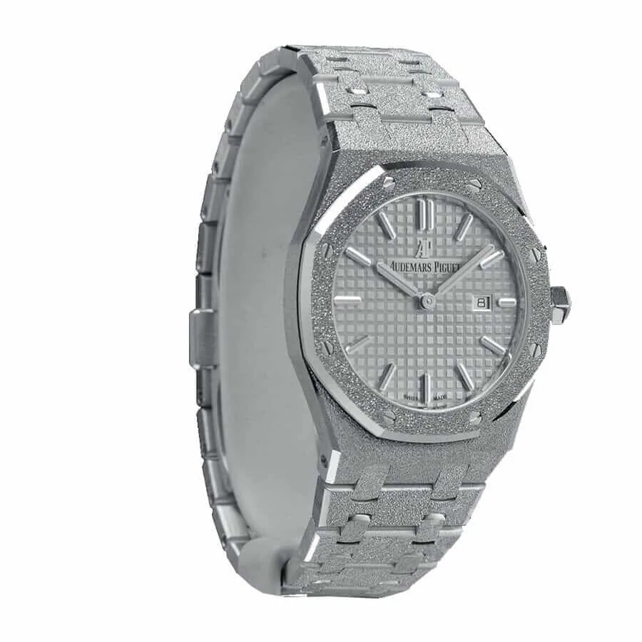 Audemars Piguet Royal Oak 67653BC “Frosted Gold” Ultra Realistic Replica — detail 2