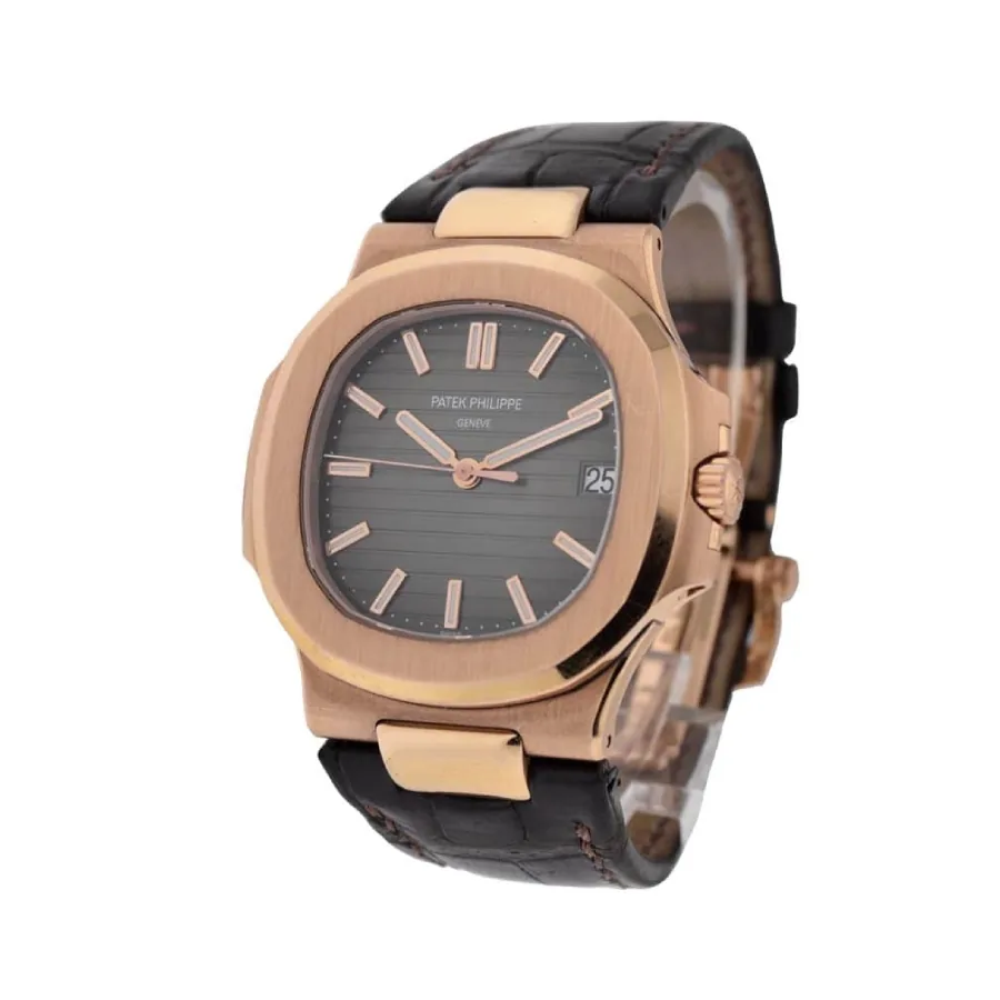 Patek Philippe Nautilus 5711/R-001 “Rose Gold” Exceptional Replica 1:1 — detail 2