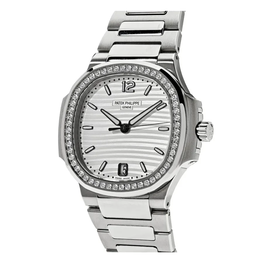 Patek Philippe Nautilus 7118/1200A “Diamond Bezel” Mirror Clone Quality — detail 2