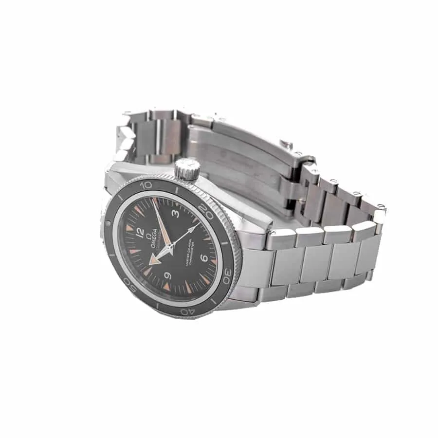 Omega Seamaster “Spectre” 233.32.41.21.01.001 “NATO Strap” Super Accurate Clone — detail 4