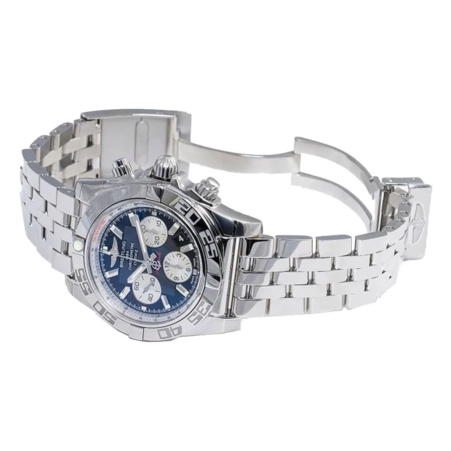 Breitling Chronomat “Black” AB011012/B967/375A Mirror Clone Quality — detail 3