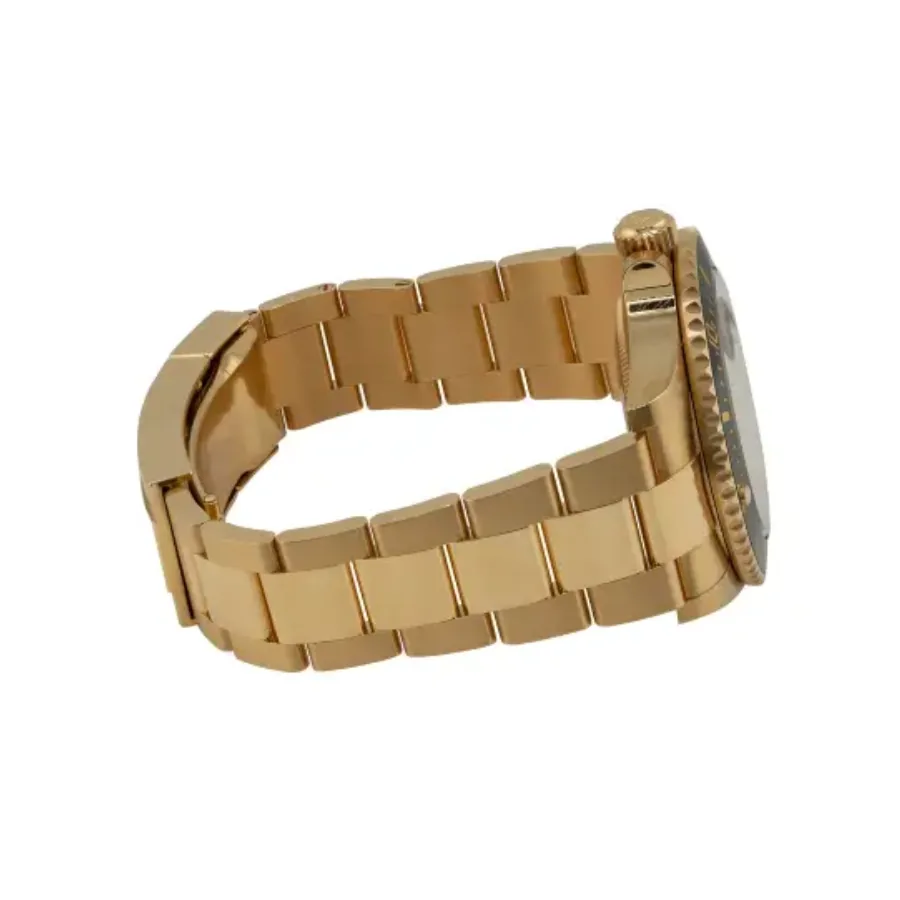 Rolex Submariner Date 126618LN “Yellow Gold Black Dial” Exceptional Replica 1:1 — detail 2