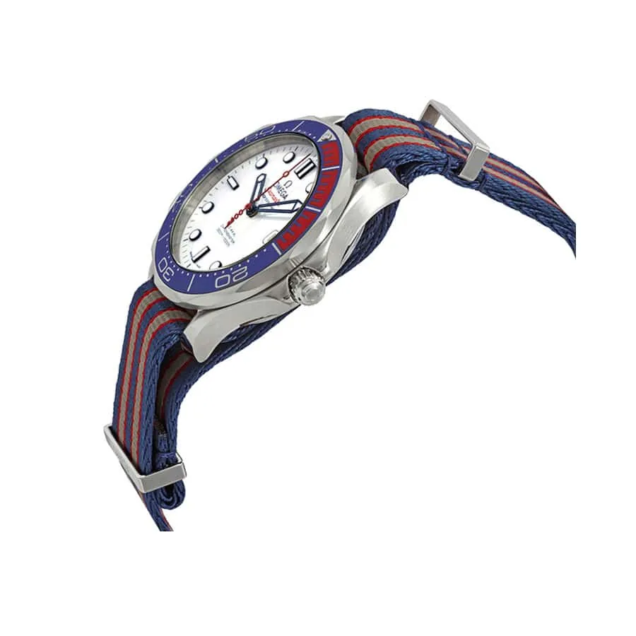 Omega Seamaster Diver 007 Edition White Dial 215.32.46.51.01.001 Exclusive Clone Edition — detail 4