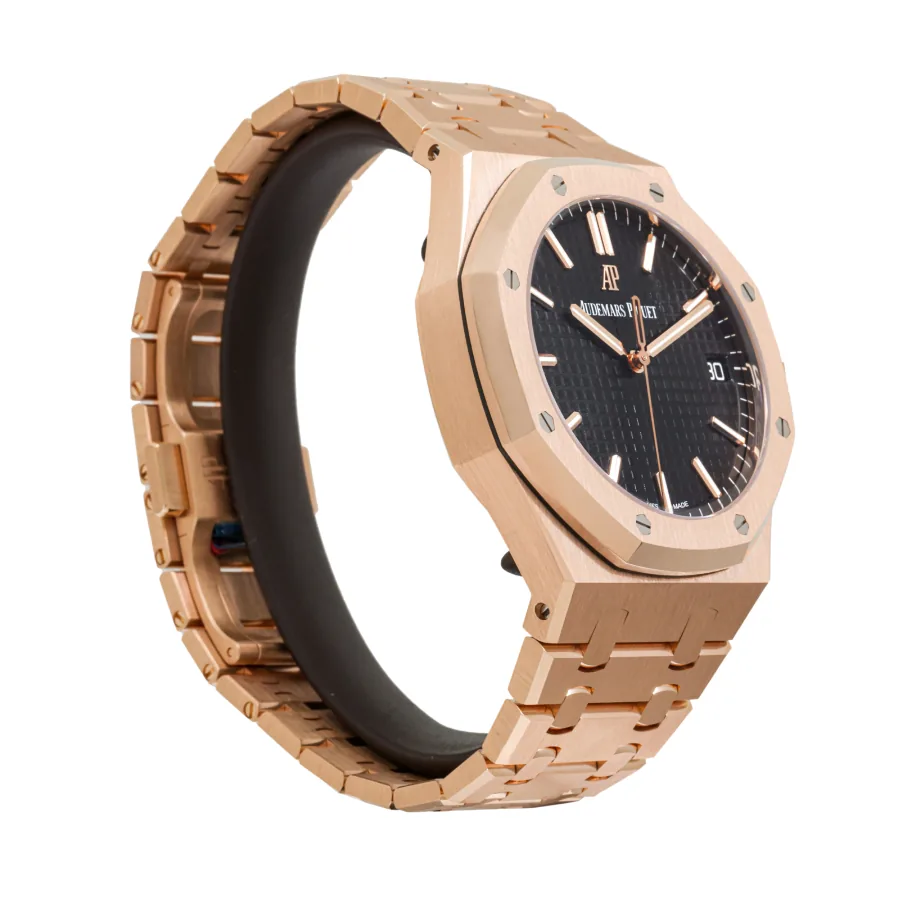 Audemars Piguet Royal Oak 15500OR.OO.1220OR.01 “Rose Gold” Exclusive Clone Edition — detail 2