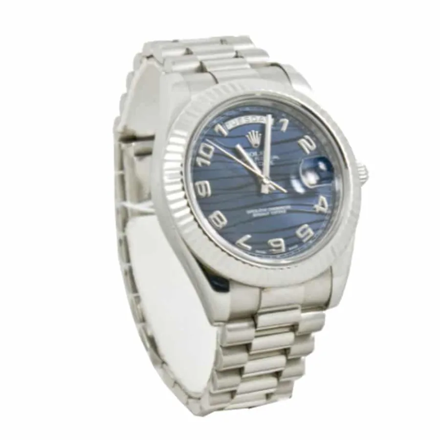 Rolex Day-Date 228238-0002 “Blue Champagne Dial” Exceptional Replica 1:1 — detail 2